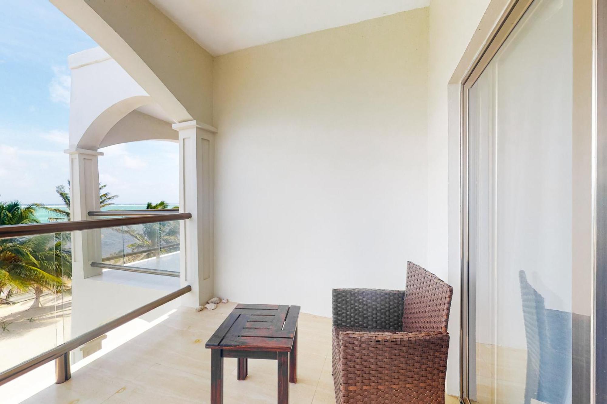 Blue Water Beach Villas Сан Педро Стая снимка