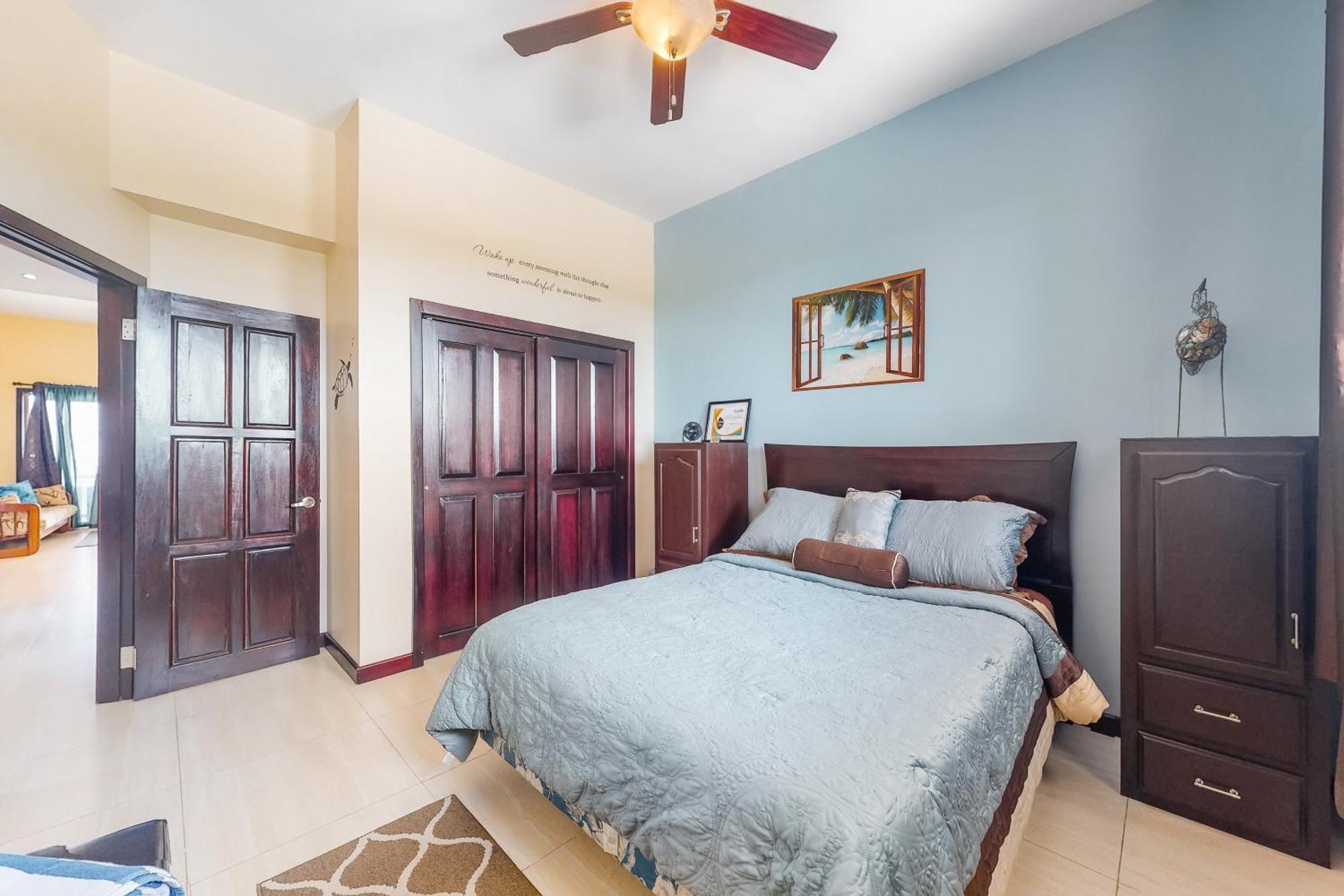 Blue Water Beach Villas Сан Педро Стая снимка