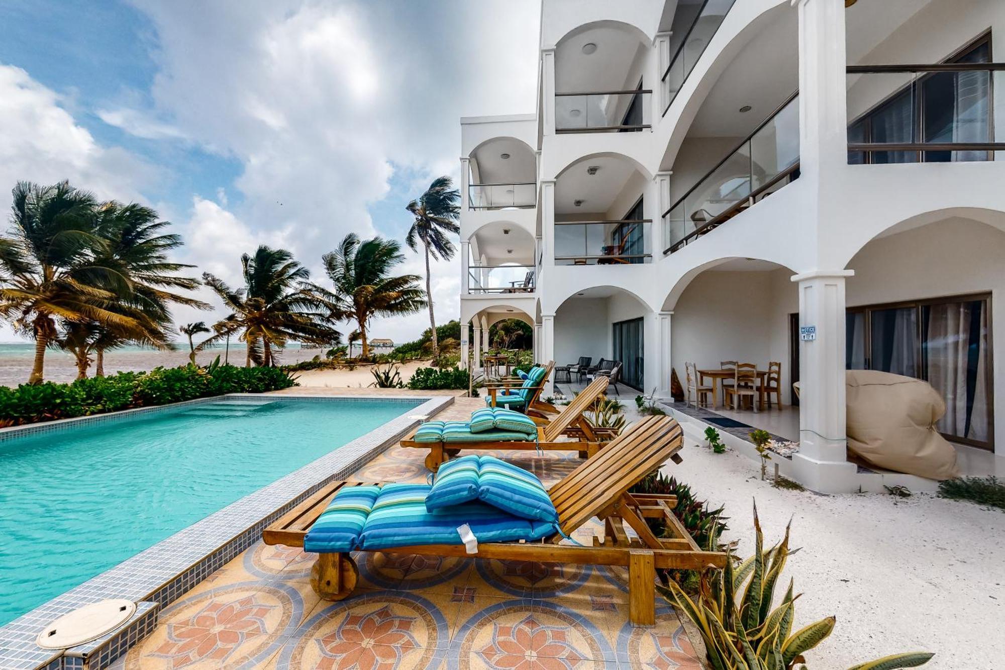 Blue Water Beach Villas Сан Педро Стая снимка